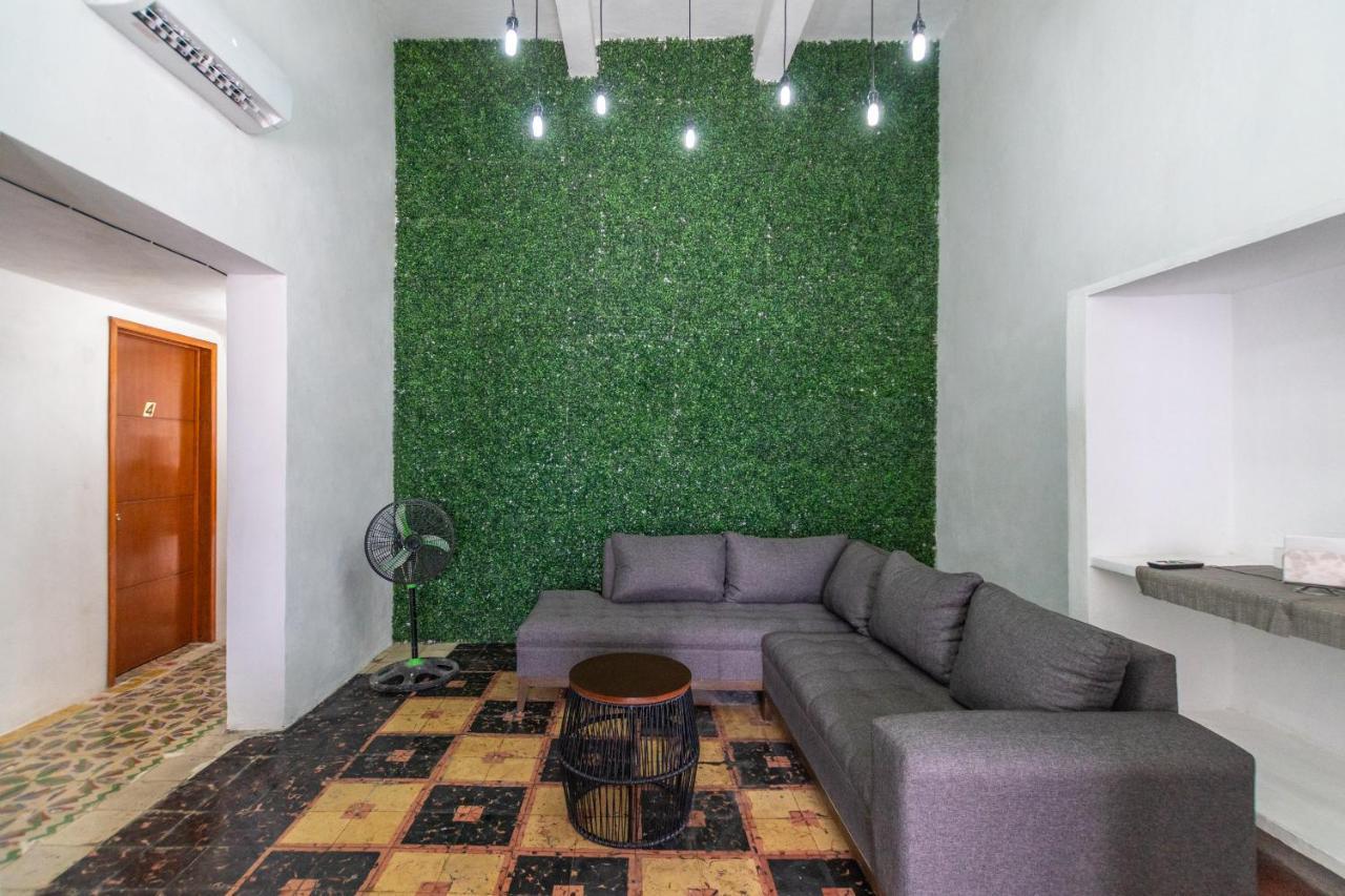 Merida 62 Hostel Εξωτερικό φωτογραφία